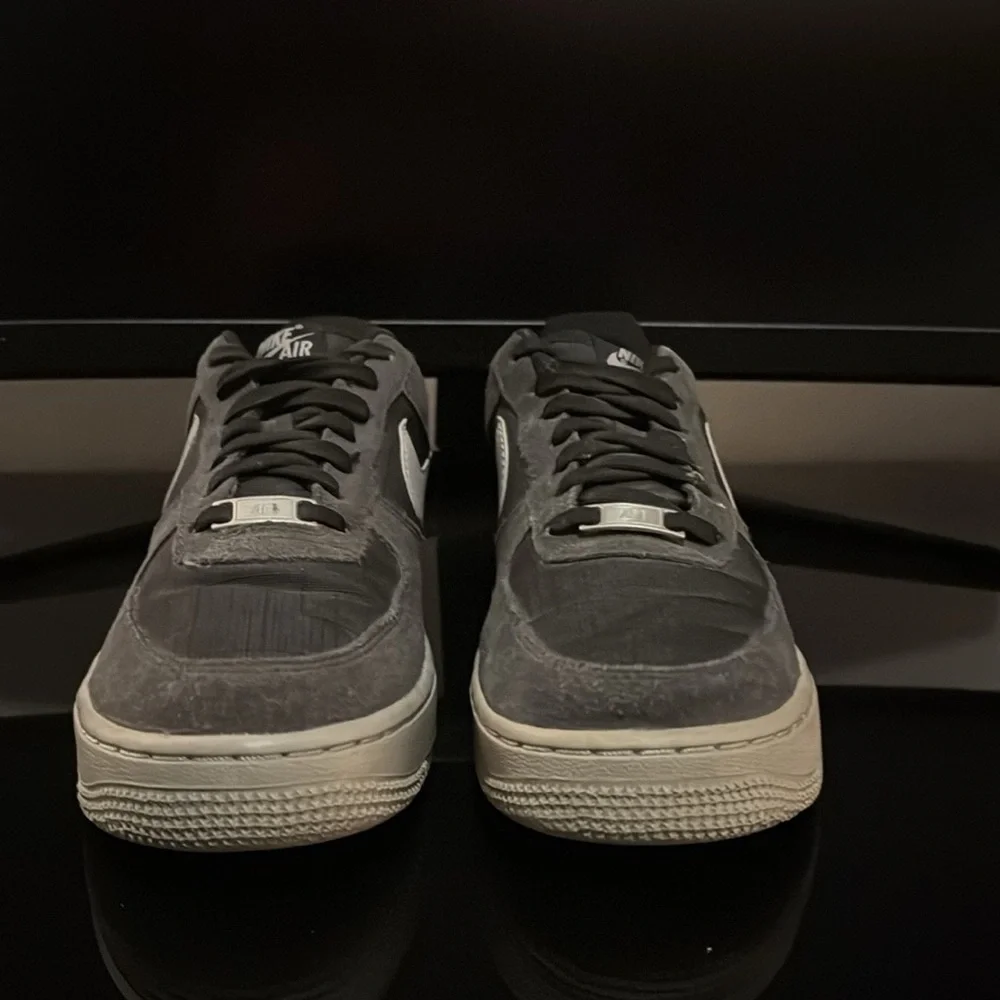Nike Air Force 1 - Picture 2 of 5